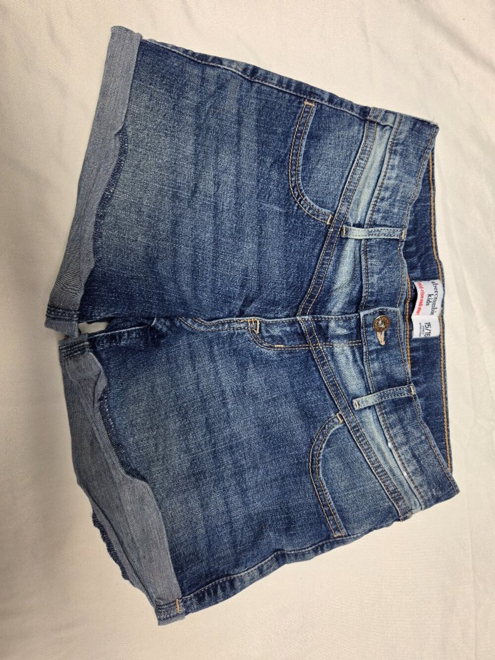 Abercrombie Kids Mid-Rise Midi Denim Shorts Size 15/16 Reg